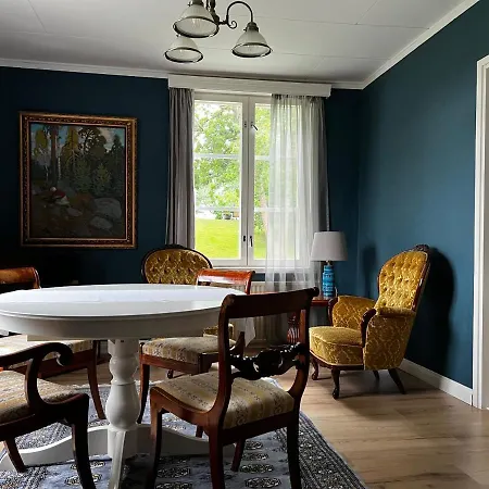 فندق Bergvikin Kartano *